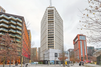 Ponton Road, Nine Elms - SW11 view 1