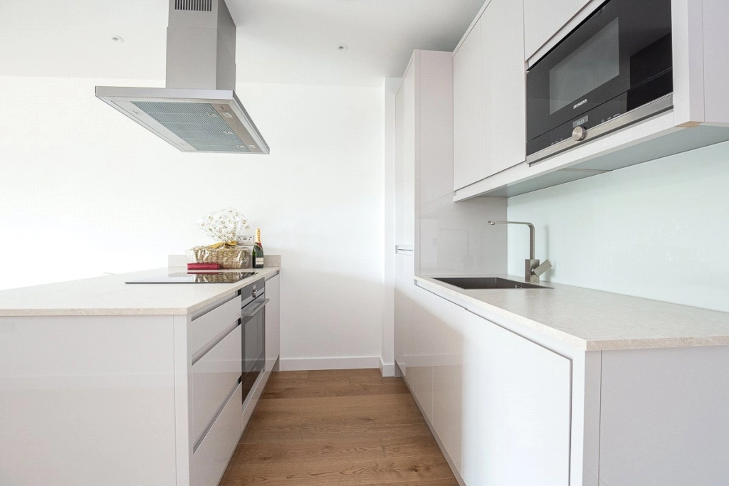 1 bedroom apartments/flats for sale in Achill Close, Colindale Gardens, Colindale - NW9 view 3