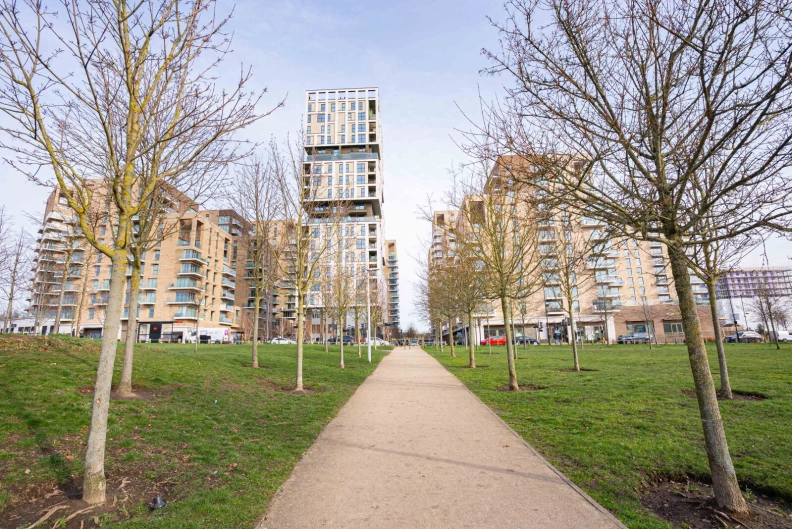 1 bedroom apartments/flats to sale in Moorhead Way, Kidbrooke-image 4