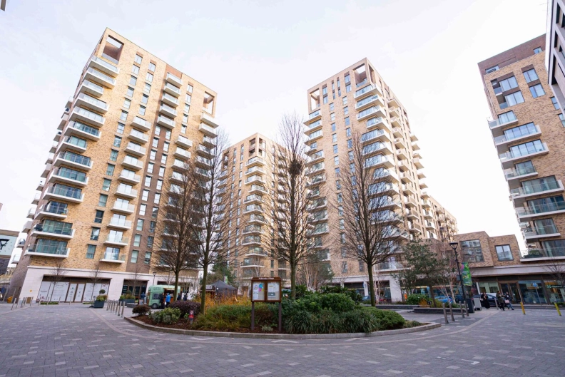 1 bedroom apartments/flats to sale in Moorhead Way, Kidbrooke-image 3