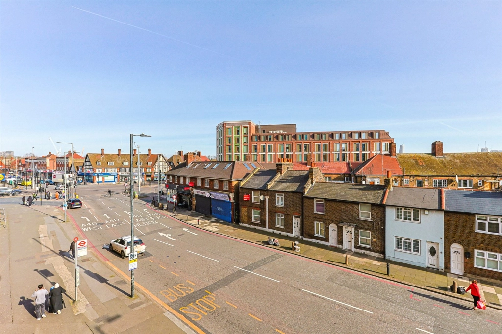1 bedroom apartments/flats for sale in East Acton Lane, Ealing - W3 view 9