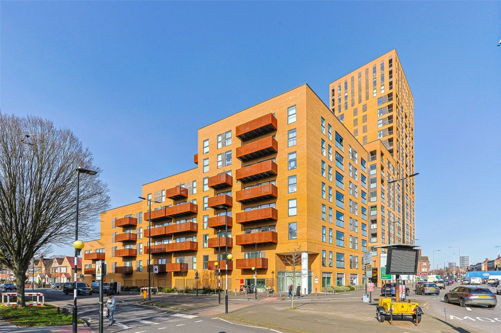 1 bedroom apartments/flats for sale in East Acton Lane, Ealing - W3 view 15