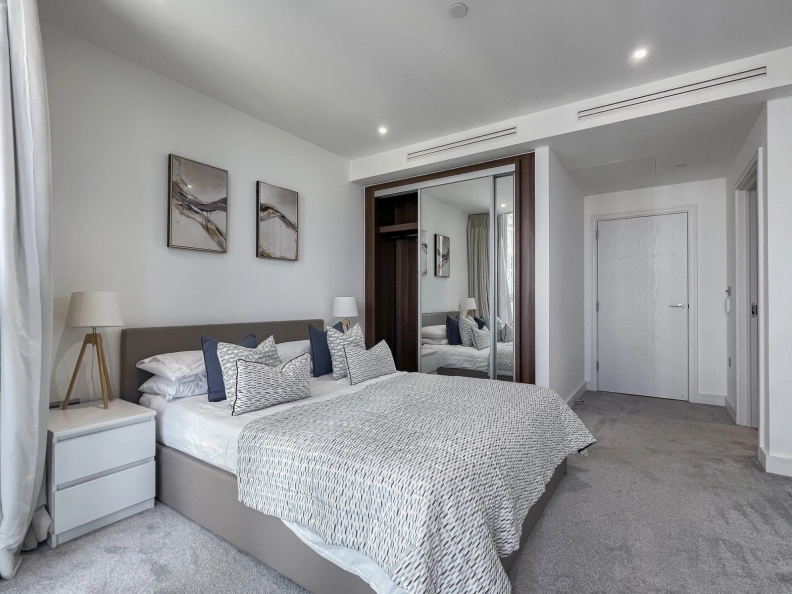2 bedrooms apartments/flats to sale in Wandsworth Road, Nine Elms-image 12