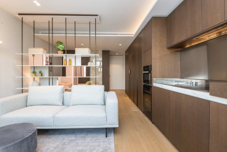 1 bedroom apartments/flats to sale in Casson Square, Waterloo-image 8