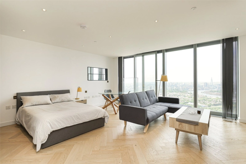 1 bedroom apartments/flats to sale in Marsh Wall, Canary Wharf-image 1