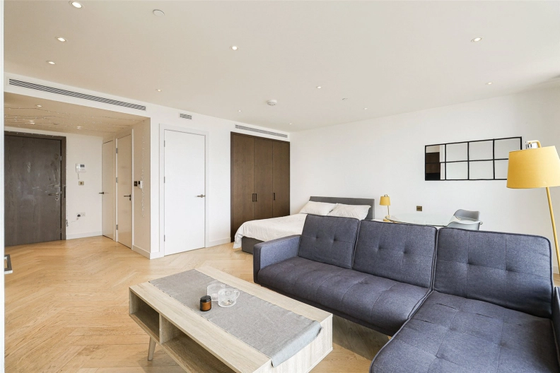 1 bedroom apartments/flats to sale in Marsh Wall, Canary Wharf-image 3