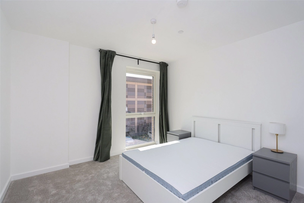 1 bedroom apartments/flats for sale in Farine Avenue, Hayes - UB3 view 7