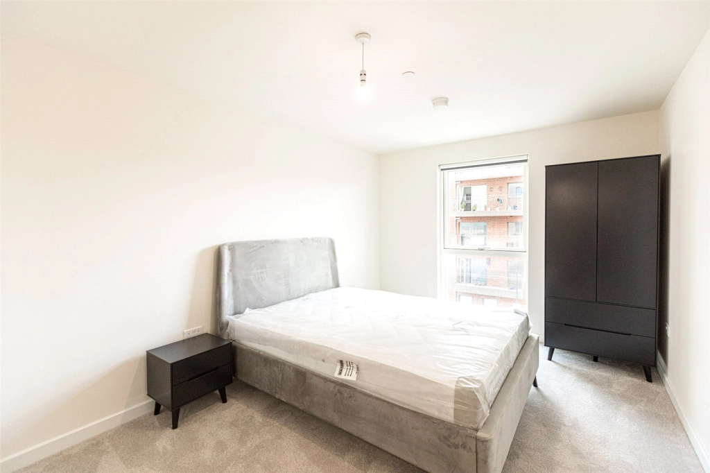 1 bedroom apartments/flats for sale in Meadowview Close, Harrow - HA1 view 6