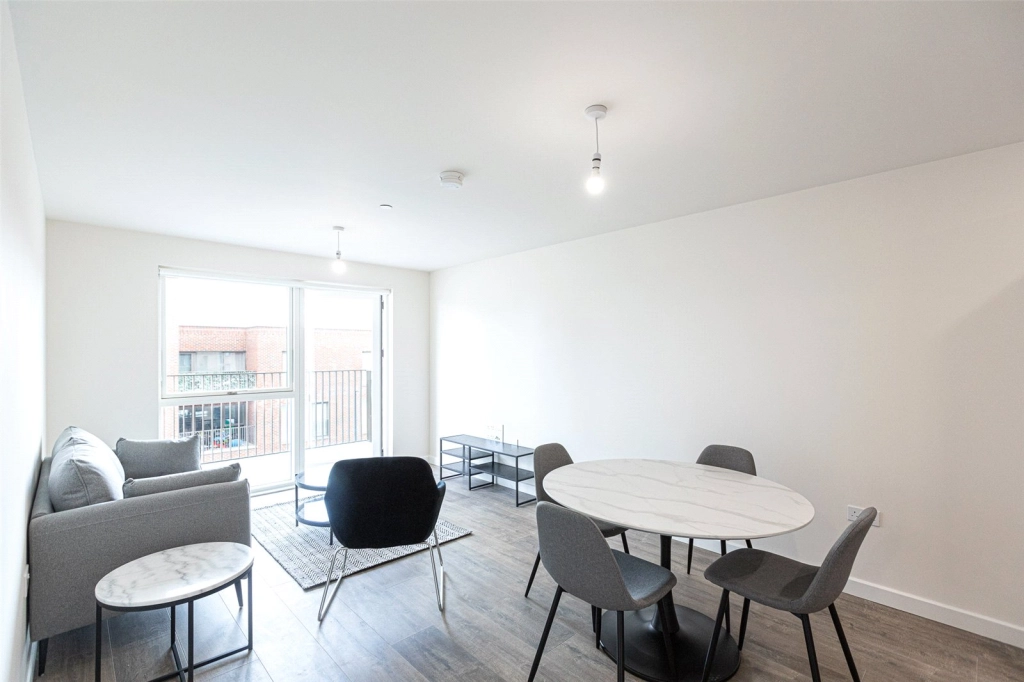 1 bedroom apartments/flats for sale in Meadowview Close, Harrow - HA1 view 5