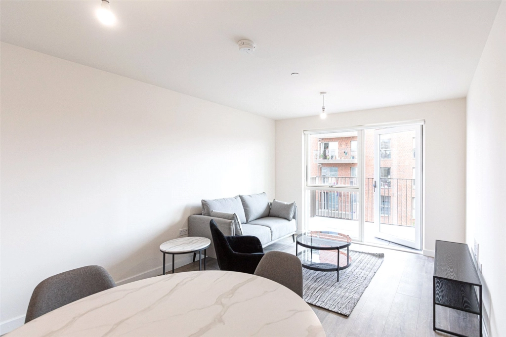 1 bedroom apartments/flats for sale in Meadowview Close, Harrow - HA1 view 12