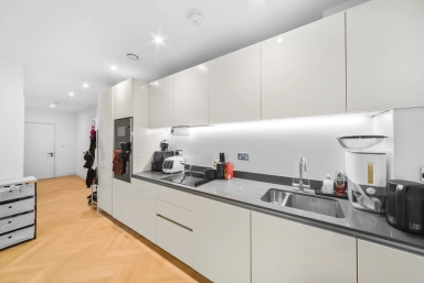 Pegler Square, Blackheath - SE3 view 3
