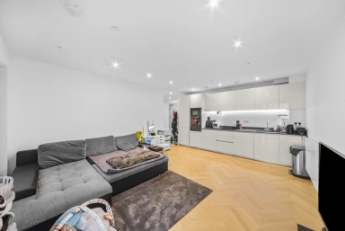 Pegler Square, Blackheath - SE3 view 8
