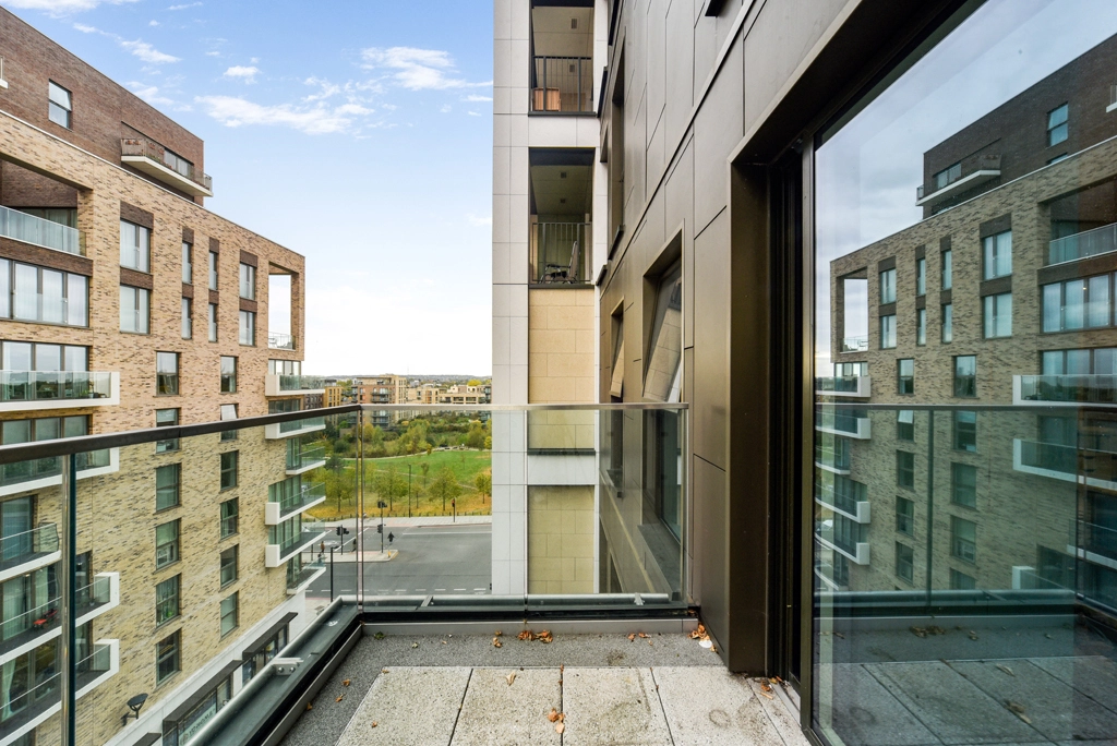 2 bedrooms apartments/flats for sale in Pegler Square, Blackheath - SE3 view 11