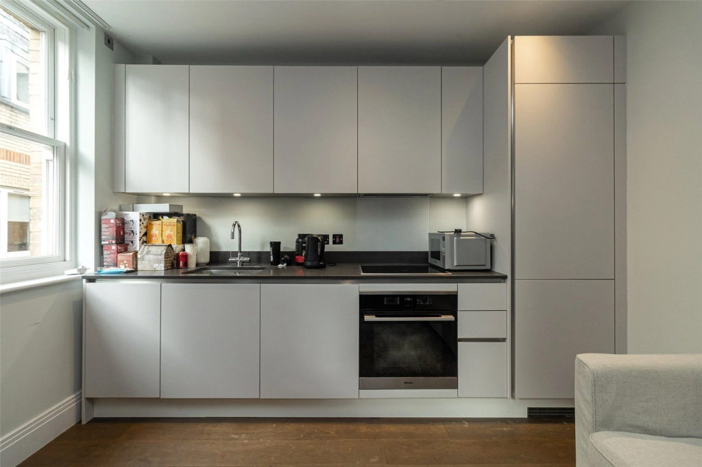 1 bedroom apartments/flats for sale in Chancery Lane, Temple - WC2A view 3