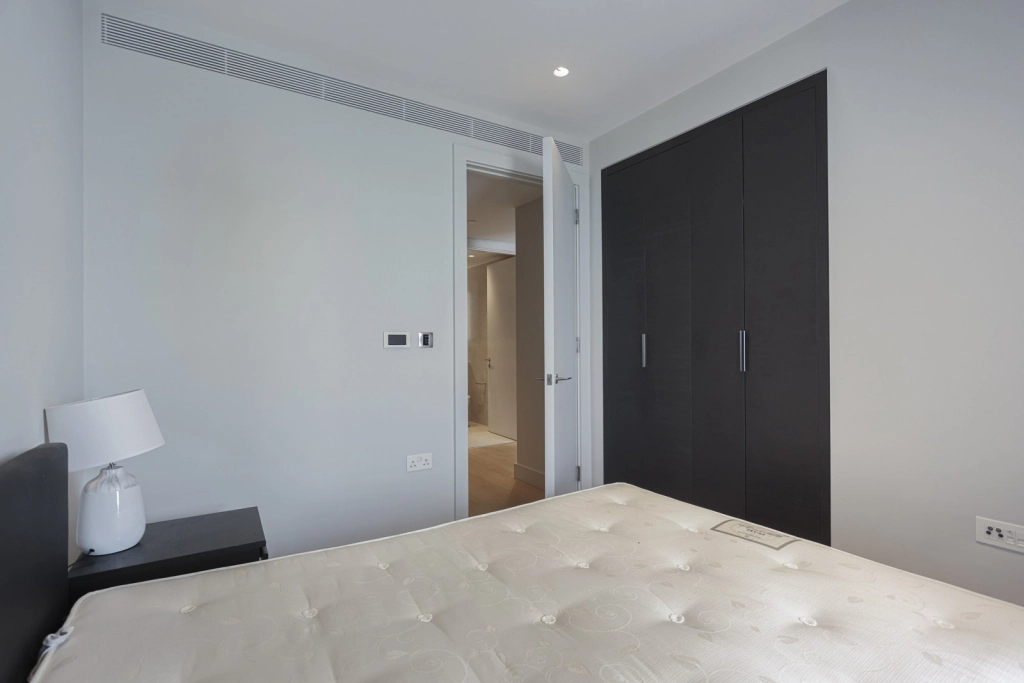 1 bedroom apartments/flats for sale in Canalside Walk, Paddington - W2 view 12