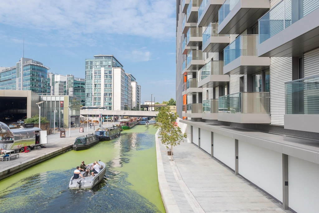 1 bedroom apartments/flats for sale in Canalside Walk, Paddington - W2 view 8