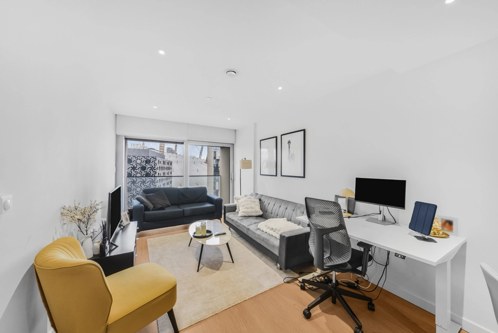 1 bedroom apartments/flats for sale in Cutter Lane, North Greenwich - SE10 view 3