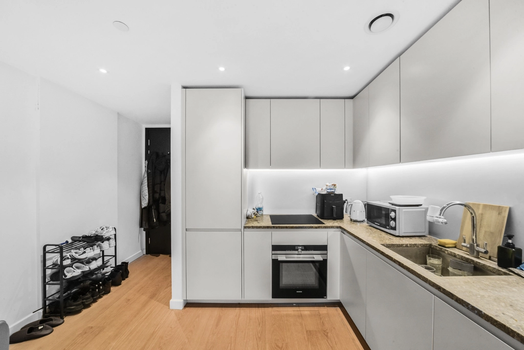 1 bedroom apartments/flats for sale in Cutter Lane, North Greenwich - SE10 view 11