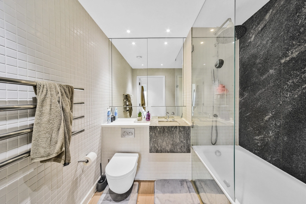 1 bedroom apartments/flats for sale in Cutter Lane, North Greenwich - SE10 view 6