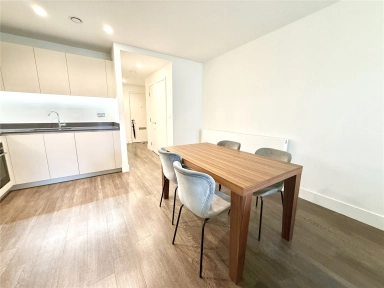 North End Road, Wembley - HA9 view 4