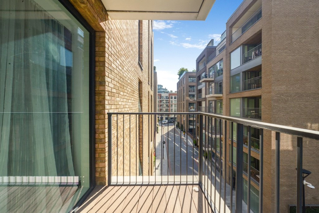 2 bedrooms apartments/flats for sale in Lockgate Road, Fulham - SW6 view 16