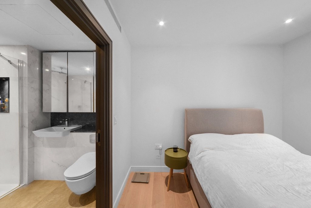 2 bedrooms apartments/flats for sale in Lockgate Road, Fulham - SW6 view 13