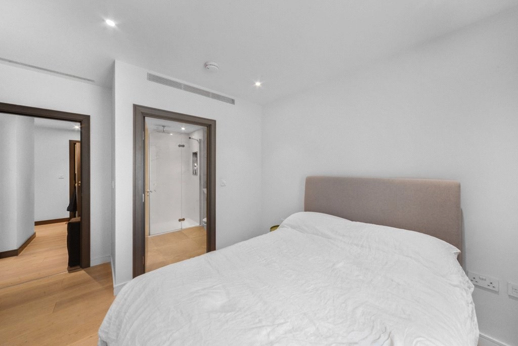 2 bedrooms apartments/flats for sale in Lockgate Road, Fulham - SW6 view 14
