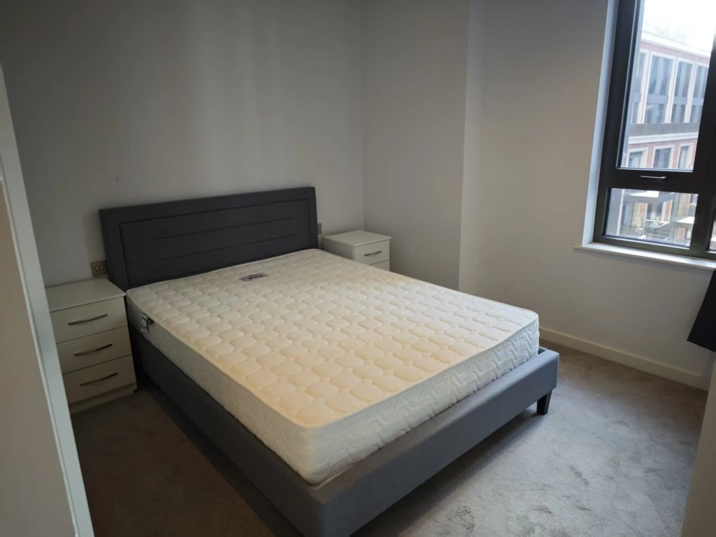 2 bedrooms apartments/flats for sale in Segrave Walk, Paddington - W2 view 11