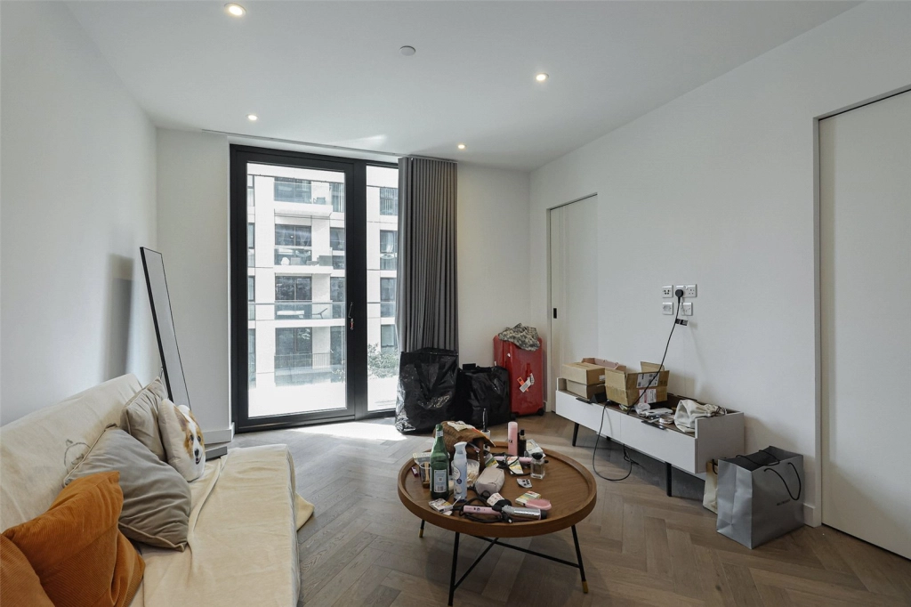 Studio apartments/flats for sale in Merino Gardens, Wapping - E1W view 3
