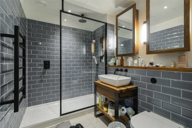 Merino Gardens, Wapping - E1W view 6
