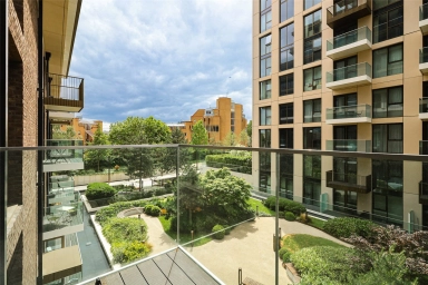 Merino Gardens, Wapping - E1W view 7