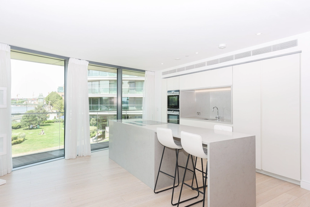 3 bedrooms apartments/flats for sale in Parr's Way, Hammersmith - W6 view 3