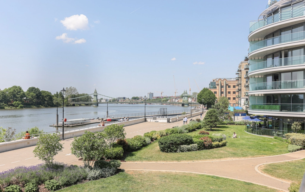 3 bedrooms apartments/flats for sale in Parr's Way, Hammersmith - W6 view 22