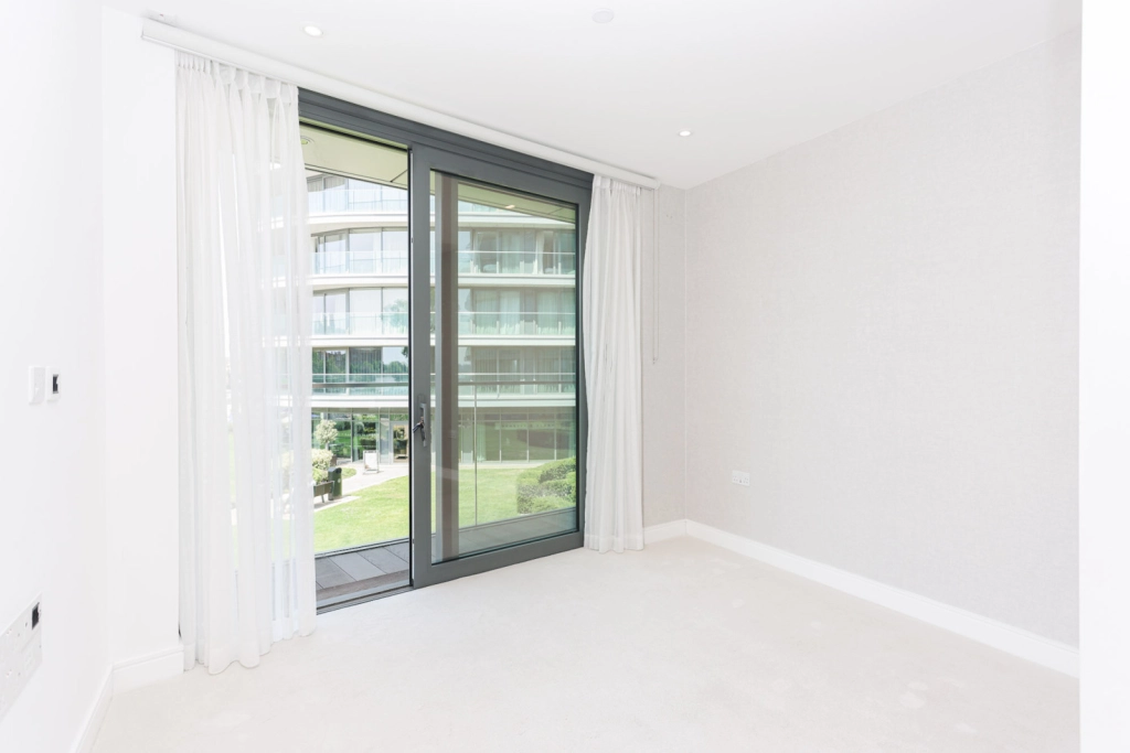 3 bedrooms apartments/flats for sale in Parr's Way, Hammersmith - W6 view 14