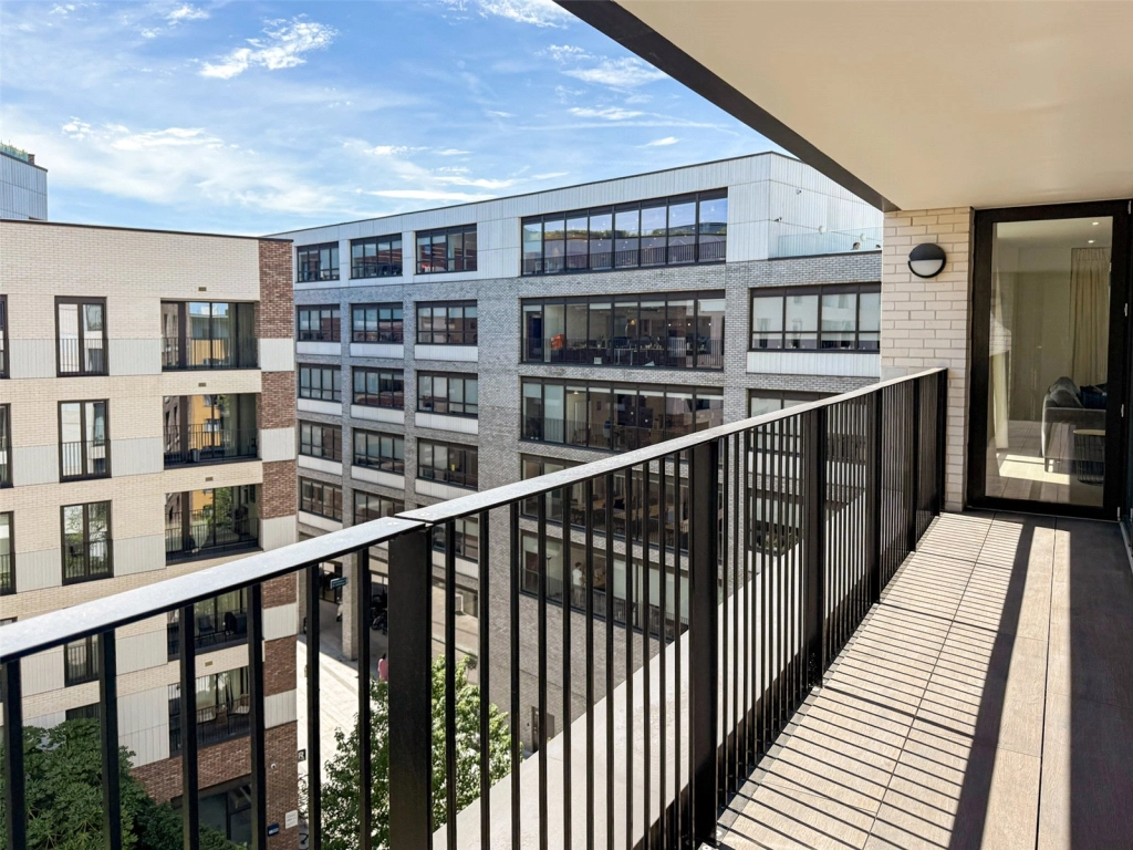 3 bedrooms apartments/flats for sale in Cremer Street, Hoxton - E2 view 4