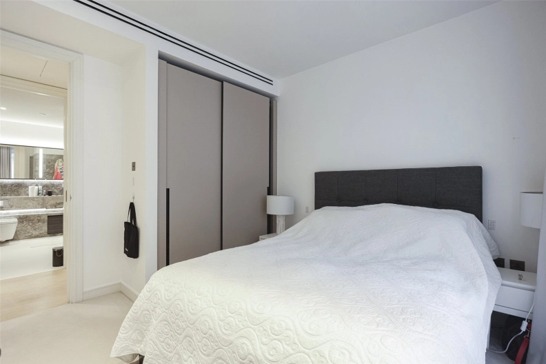 2 bedrooms apartments/flats for sale in Portugal Street, London - WC2A view 4