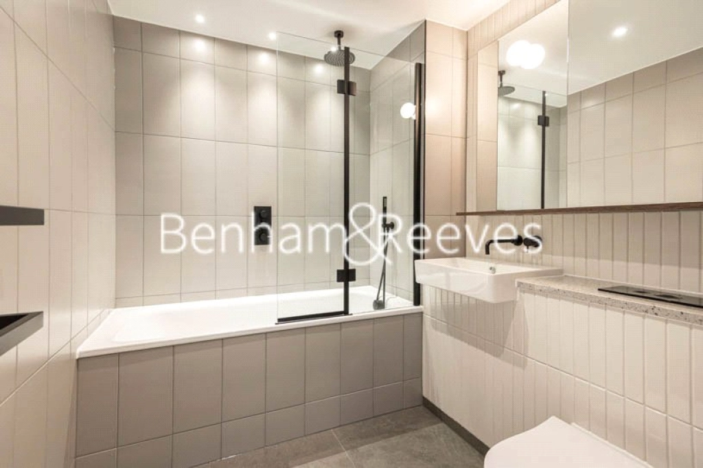 2 bedrooms apartments/flats for sale in Mount Pleasant, London - WC1X view 4