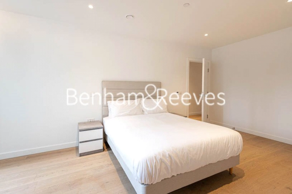 2 bedrooms apartments/flats for sale in Mount Pleasant, London - WC1X view 7