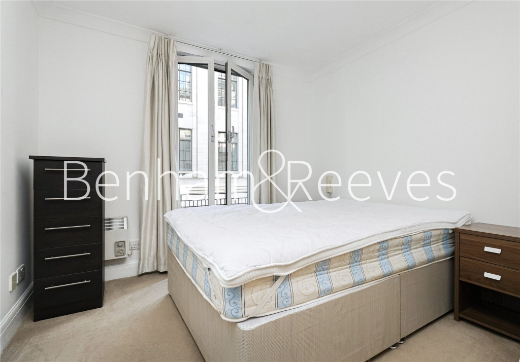 2 bedrooms apartments/flats for sale in Carthusian Street, London - EC1M view 4