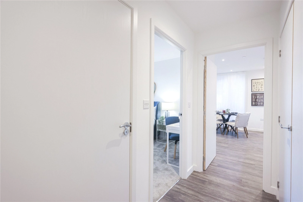 1 bedroom apartments/flats for sale in Medawar Drive, London - NW7 view 11