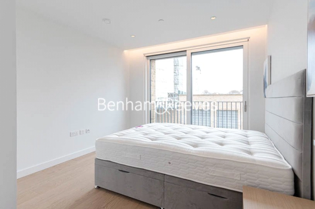 1 bedroom apartments/flats for sale in 5 Jubilee Walk, London - WC1X view 7