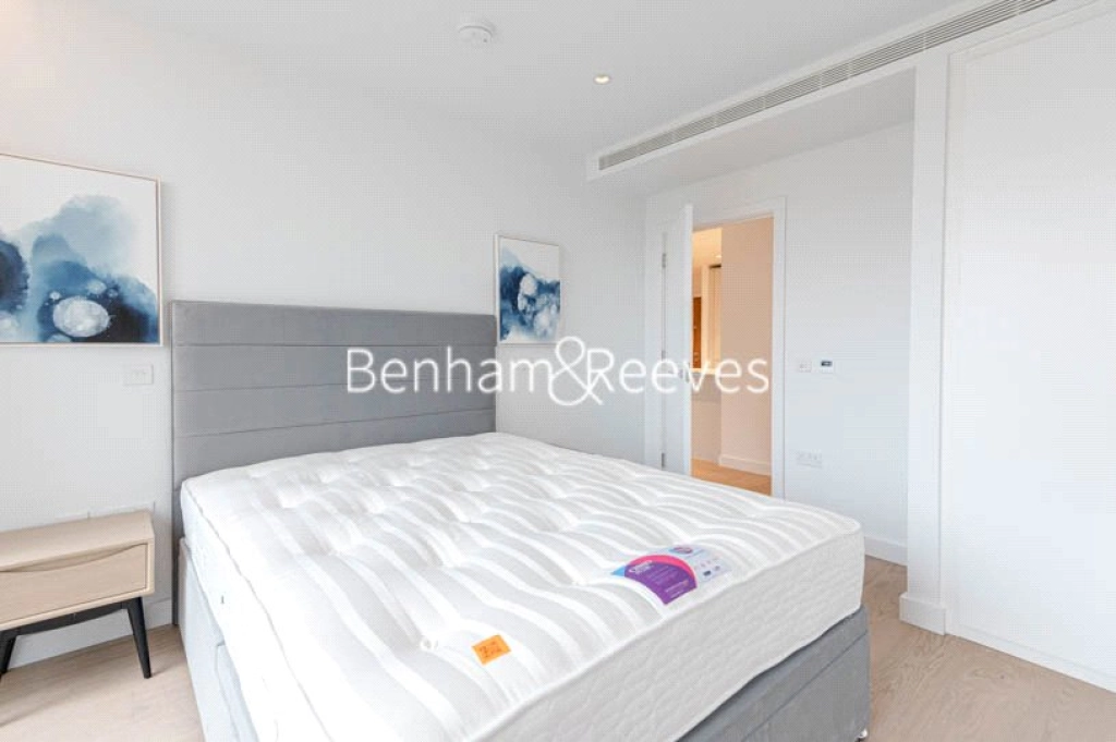 1 bedroom apartments/flats for sale in 5 Jubilee Walk, London - WC1X view 8