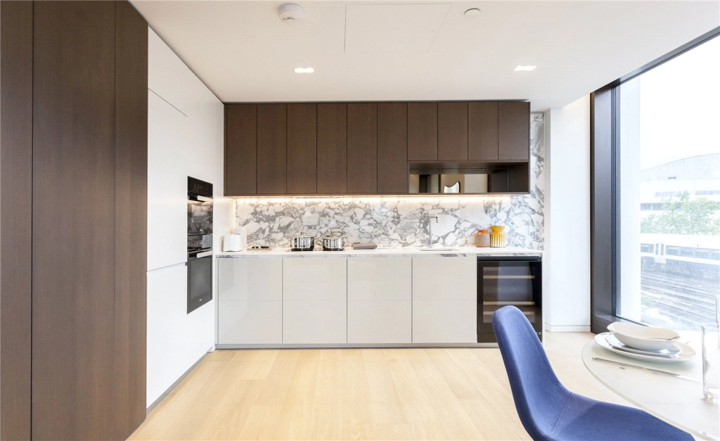 2 bedrooms apartments/flats for sale in Casson Square, London - SE1 view 4