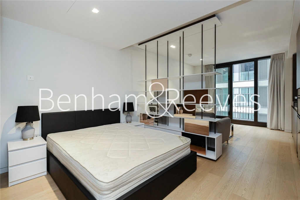 1 bedroom apartments/flats for sale in Casson Square, Waterloo - SE1 view 6