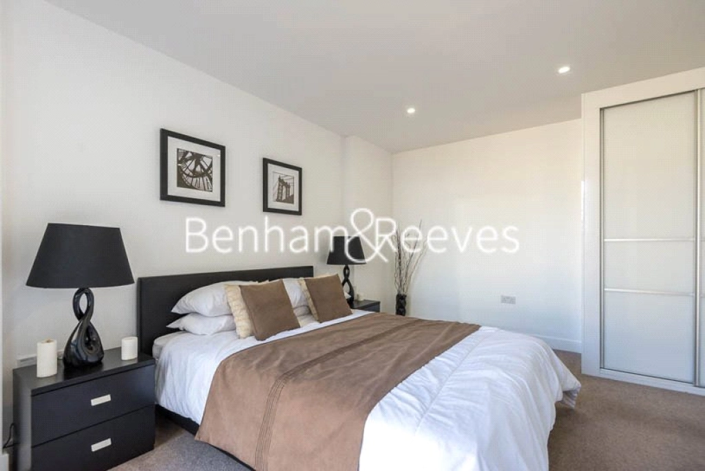 1 bedroom apartments/flats for sale in Arlington Avenue, London - N1 view 5