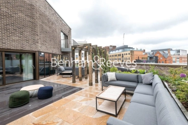 Phoenix Place, London - WC1X view 1