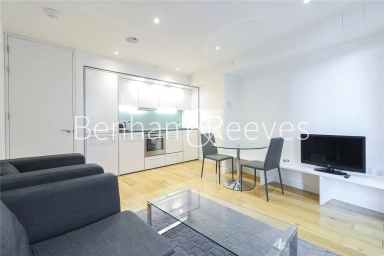 Baker's Row, London - EC1R view 2