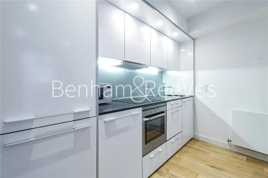 Baker's Row, London - EC1R view 3