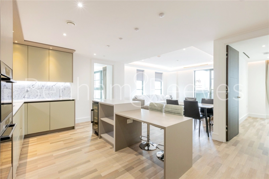 Studio apartments/flats for sale in Brigade Mews, London - SE1 view 3