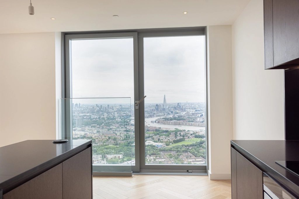 2 bedrooms apartments/flats for sale in Marsh Wall, Canary Wharf - E14 view 12